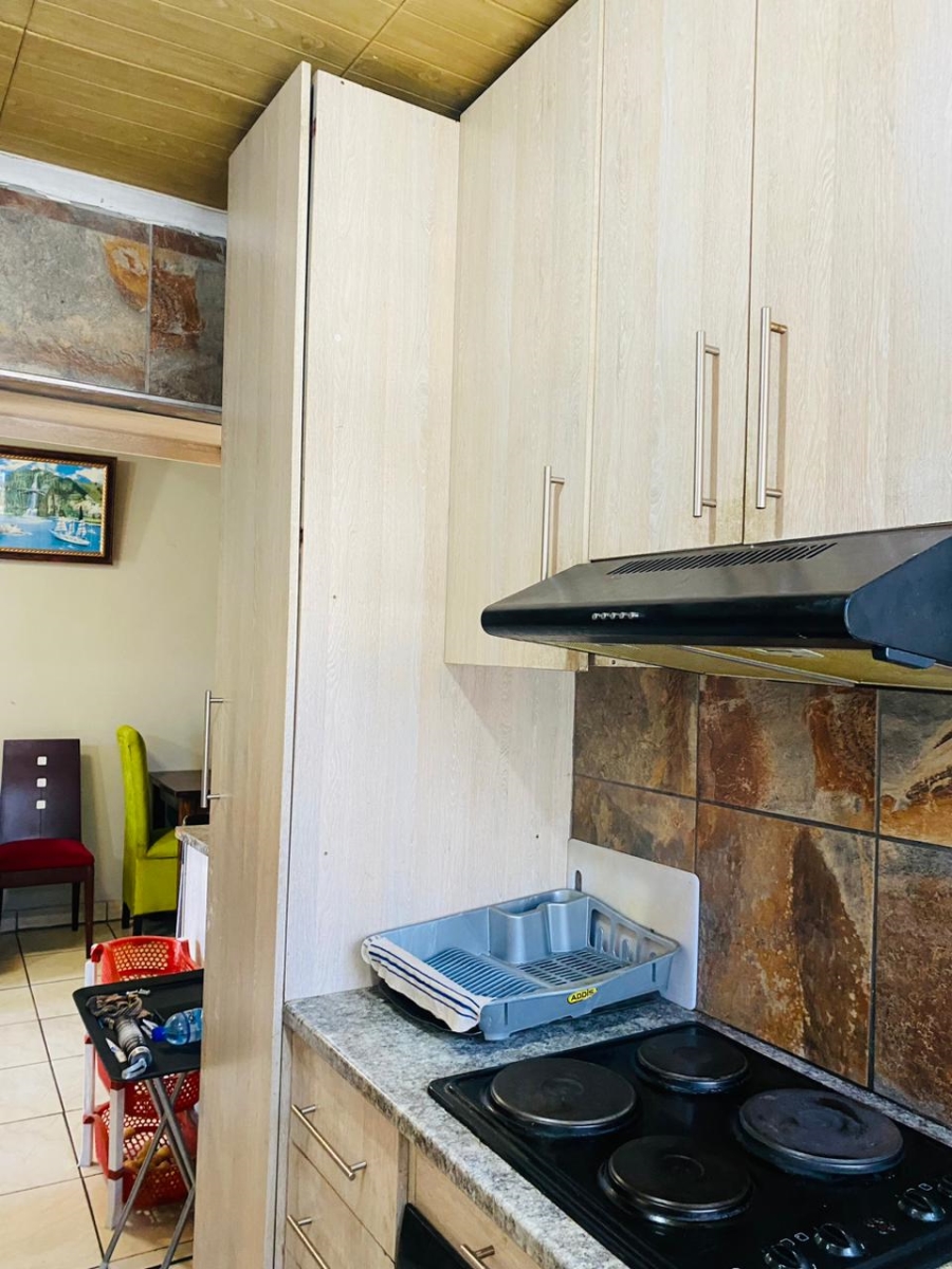 2 Bedroom Property for Sale in Kuyasa Western Cape